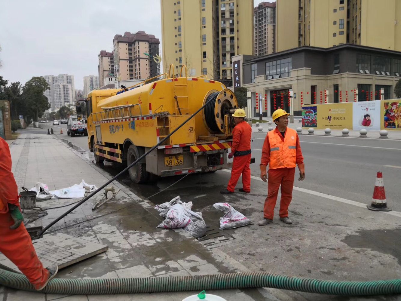 西陵排污管道清淤-管道清洗